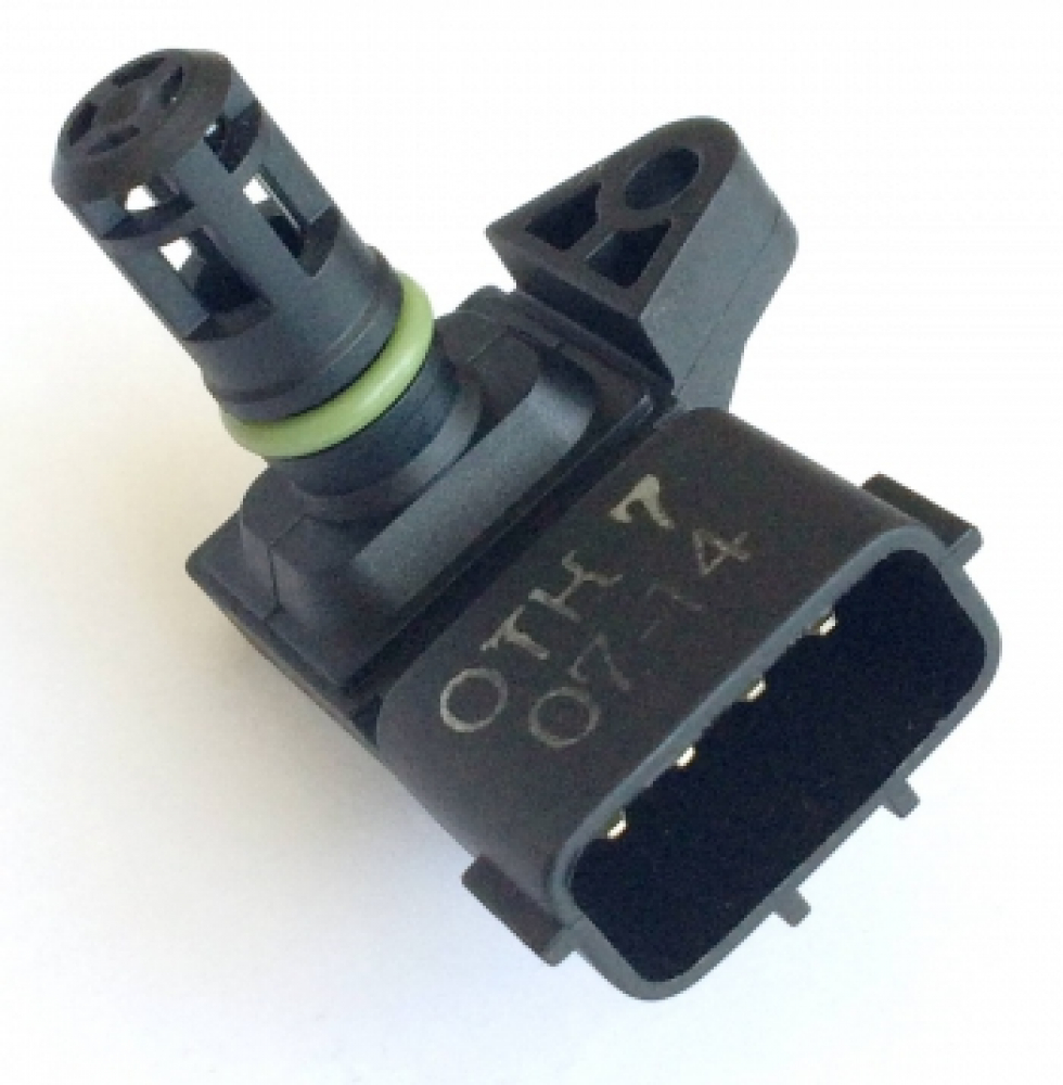The temperature sensor and the charge air pressure for 748.3829-01 bits. Cummins 2,8 / 3,8
